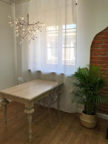 Apartment Numer 6