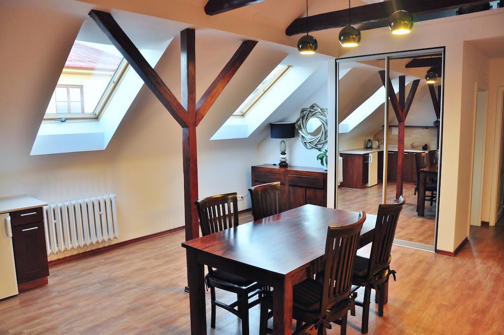 Apartment Numer 6